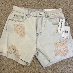 BDG dropped waist destroy short